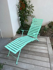Chaise longue de jardin, ligne